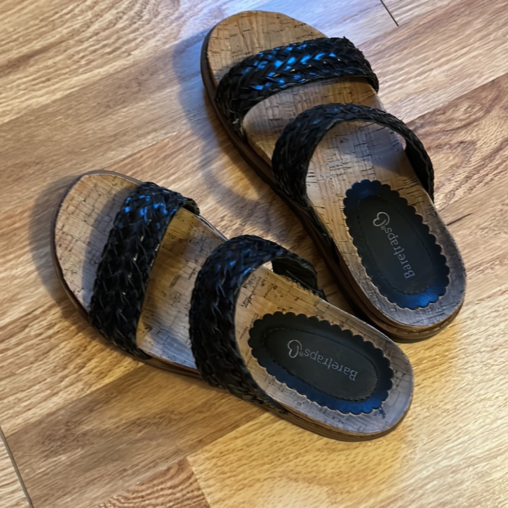 Baretraps sandals, like new!